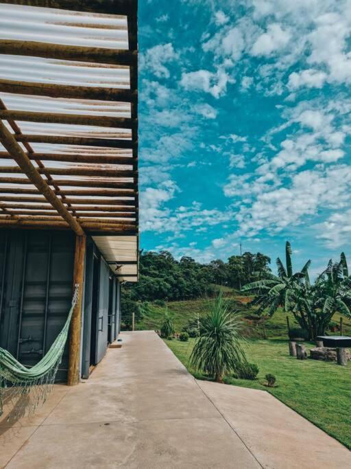 Casa Container Com Spa E Linda Vista Para A Serra Da Mantiqueira Βίλα Bueno Brandão Εξωτερικό φωτογραφία