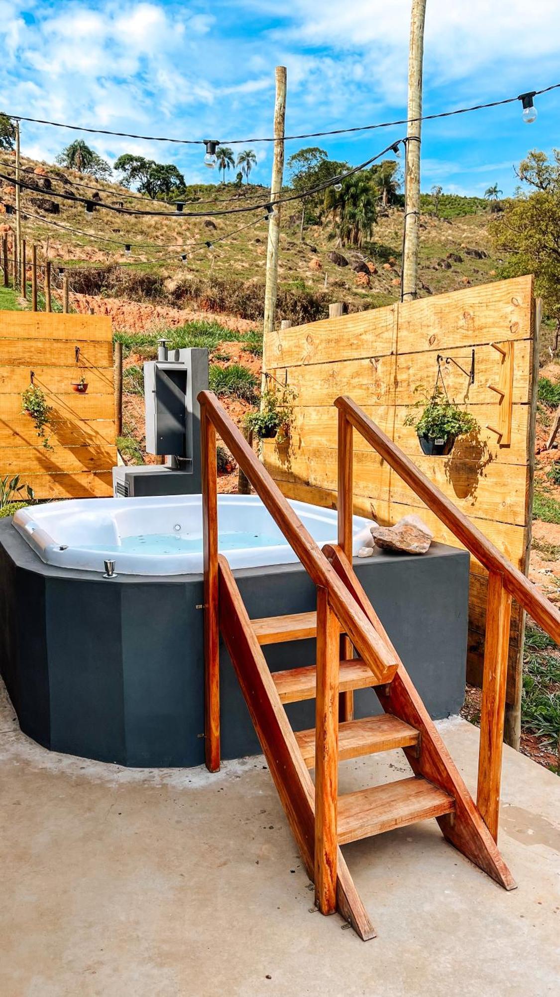 Casa Container Com Spa E Linda Vista Para A Serra Da Mantiqueira Βίλα Bueno Brandão Εξωτερικό φωτογραφία